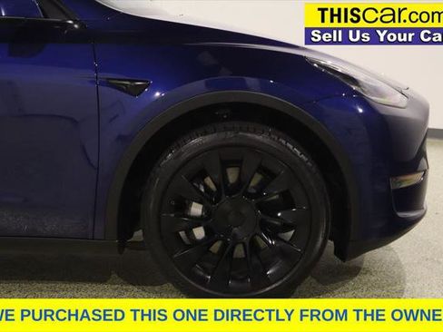 Used 2023 Tesla Model Y Long Range AWD/4WD image 10