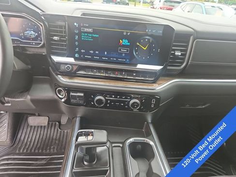 Used 2023 Chevrolet Silverado 1500 LT AWD/4WD image 19