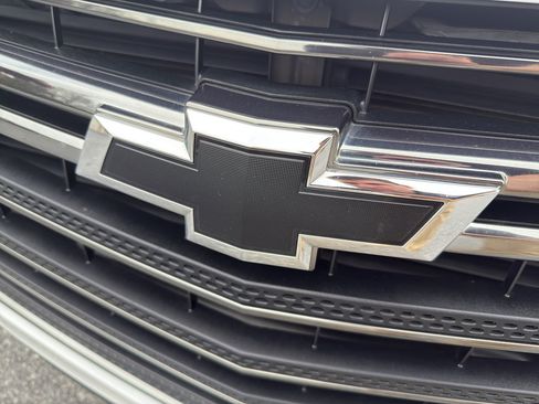 Used 2019 Chevrolet Traverse RS w/ LPO, Floor Liner Package image 39