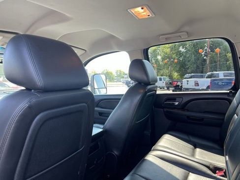Used 2011 Chevrolet Silverado 3500 LTZ w/ LTZ Plus Package image 32