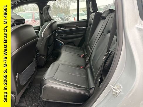 Used 2024 Jeep Grand Cherokee Overland w/ Advanced Protech Group III AWD/4WD image 35