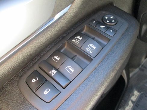 Used 2024 RAM 1500 Big Horn AWD/4WD image 34