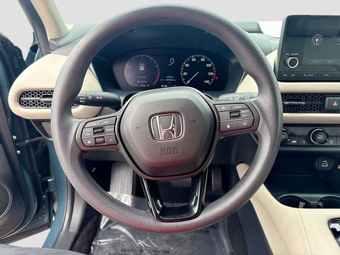 Used 2025 Honda HR-V LX image 11