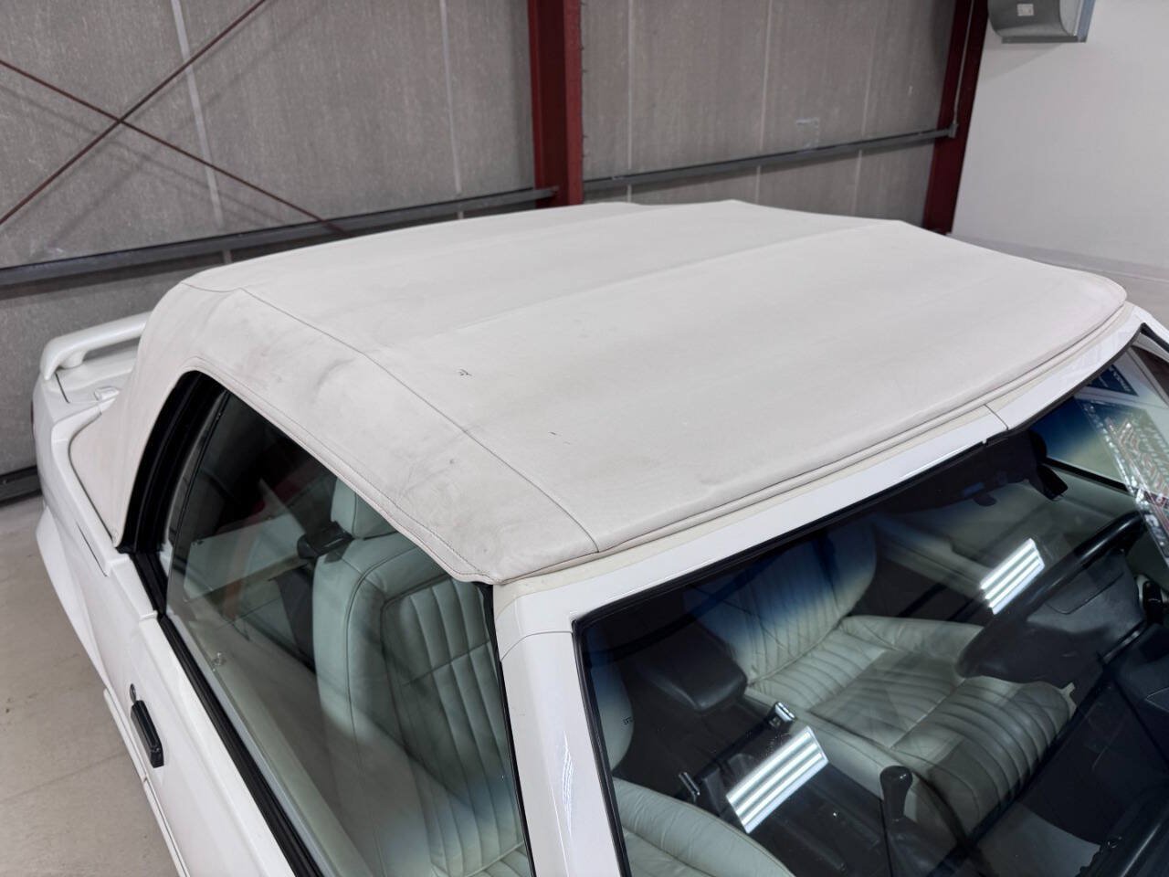 Used 1993 Ford Mustang LX RWD image 27