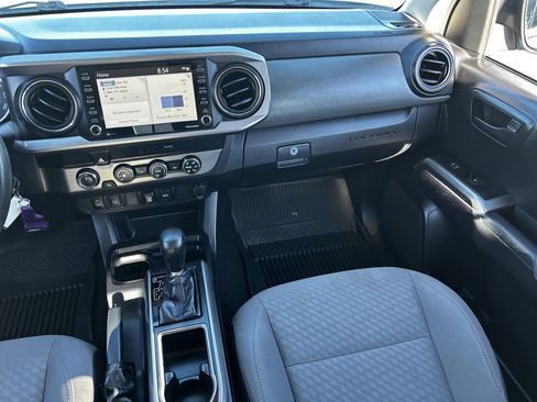 Used 2020 Toyota Tacoma SR5 w/ Technology Package image 16