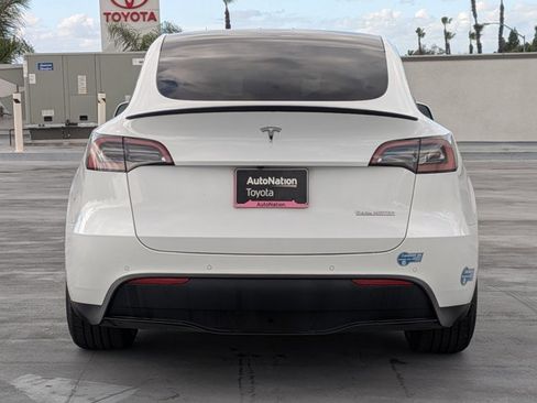 Used 2021 Tesla Model Y Performance image 7
