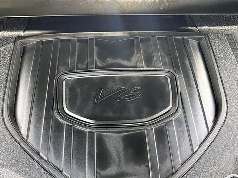 Used 2023 Porsche Panamera image 63