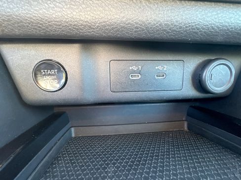 Used 2024 Nissan Rogue S FWD image 21