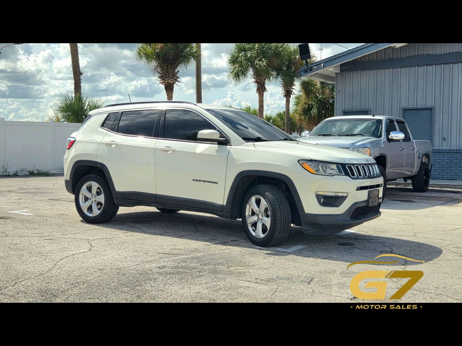 Used 2020 Jeep Compass Latitude w/ Popular Equipment Group AWD/4WD image 3
