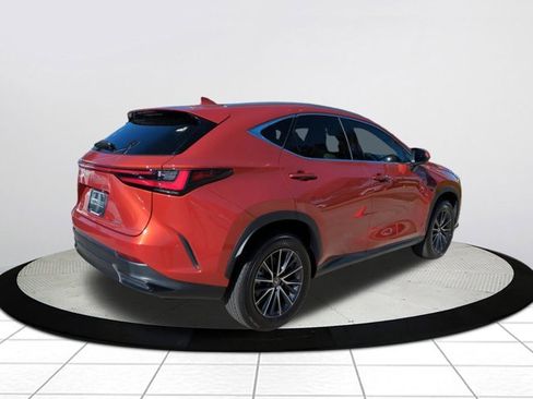 Used 2024 Lexus NX 250 FWD image 4