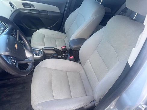 Used 2012 Chevrolet Cruze LT w/ RS Package image 11