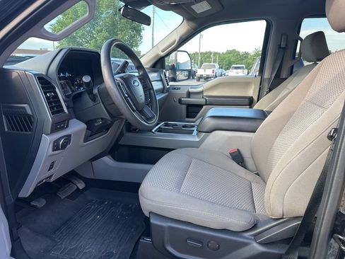 Used 2020 Ford F350 XLT w/ XLT Premium Package AWD/4WD image 7