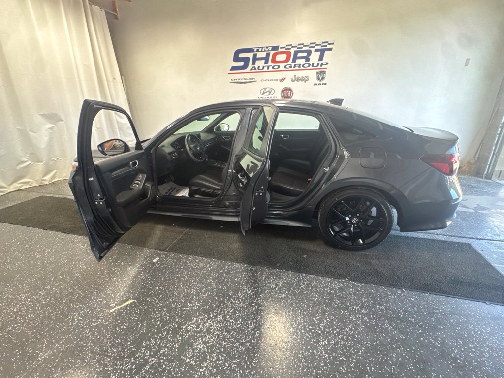 Used 2025 Honda Civic Sport image 30