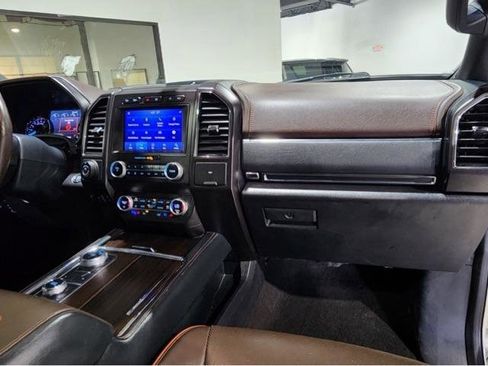 Used 2021 Ford Expedition King Ranch image 23