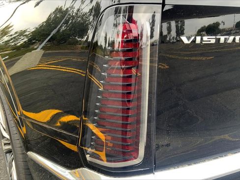 New 2026 Cadillac Vistiq Premium Luxury image 15