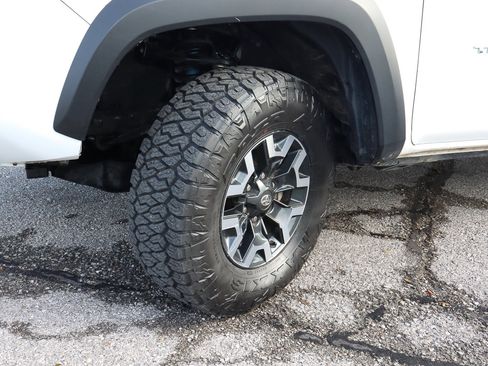 Used 2023 Toyota Tacoma TRD Off-Road image 20