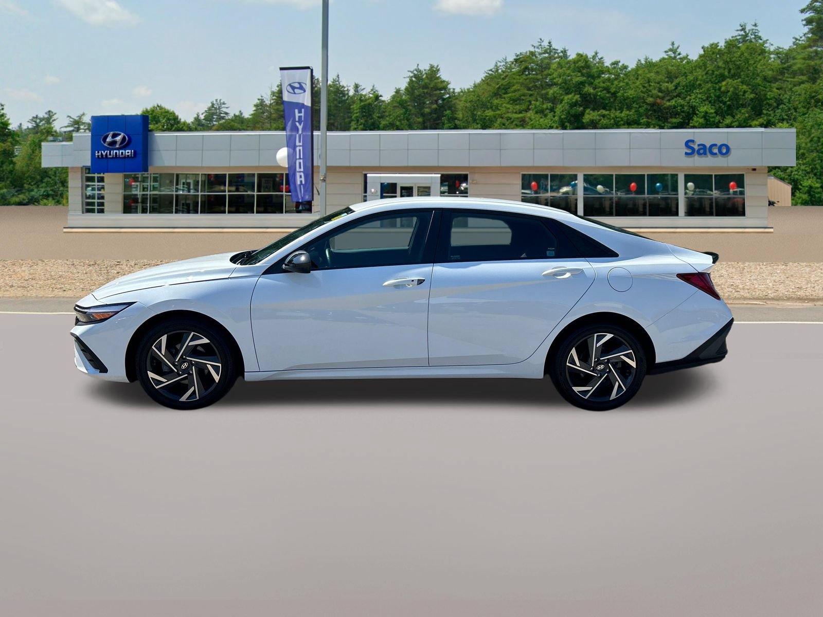 New 2025 Hyundai Elantra SEL FWD image 9