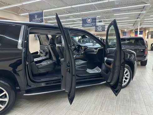 Used 2020 GMC Yukon XL Denali AWD/4WD image 11