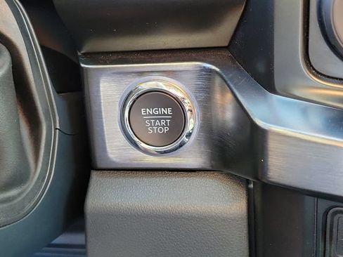 Certified 2023 Ford F250 Lariat w/ Lariat Ultimate Package AWD/4WD image 14