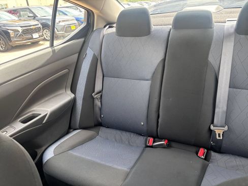 Used 2025 Nissan Versa SV FWD image 36