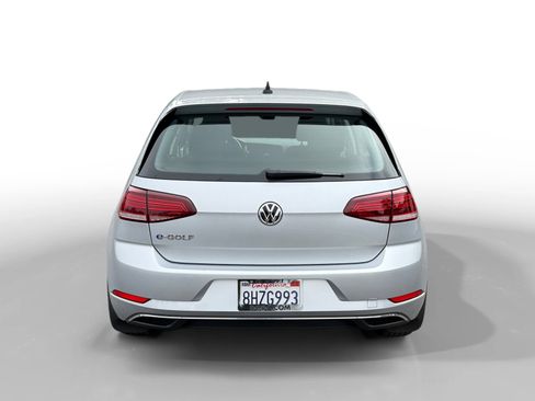 Used 2019 Volkswagen e-Golf SE w/ Driver Assistance Package image 4