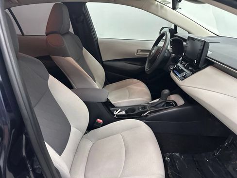 Used 2022 Toyota Corolla LE FWD image 26