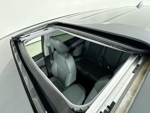 Used 2016 Acura MDX SH-AWD w/ Technology Package image 26