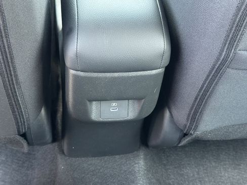 Used 2024 Nissan Versa SV w/ Trunk Package image 19