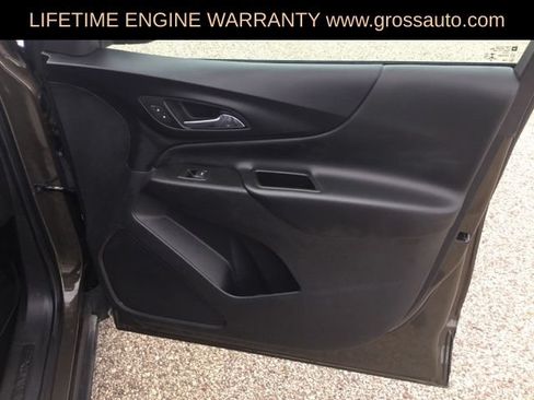 Used 2023 Chevrolet Equinox LT AWD/4WD image 29