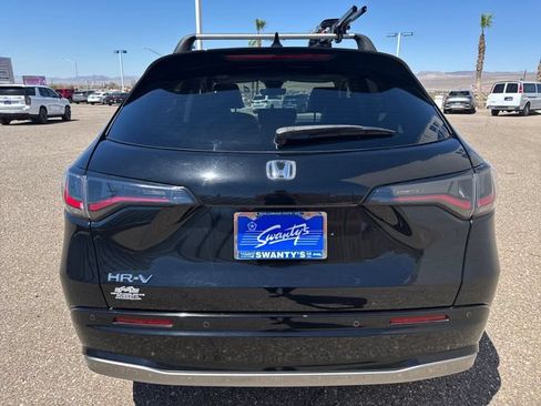 Used 2024 Honda HR-V EX-L image 4
