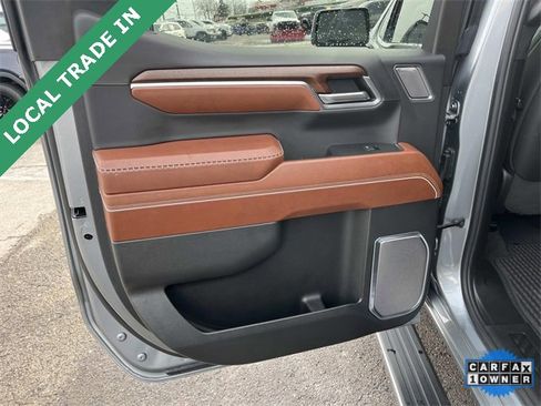 Used 2024 GMC Sierra 1500 Denali Ultimate image 17