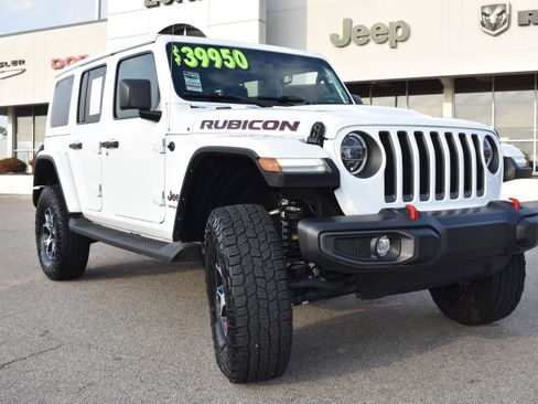 Used 2022 Jeep Wrangler Unlimited Rubicon w/ LED Lighting Group image 3