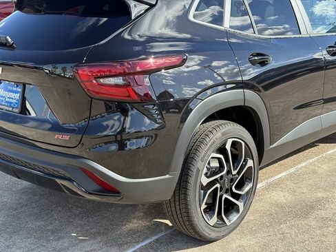 New 2026 Chevrolet Trax RS image 11