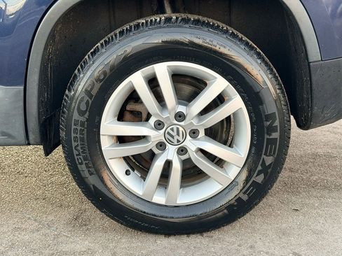 Used 2016 Volkswagen Tiguan S image 28
