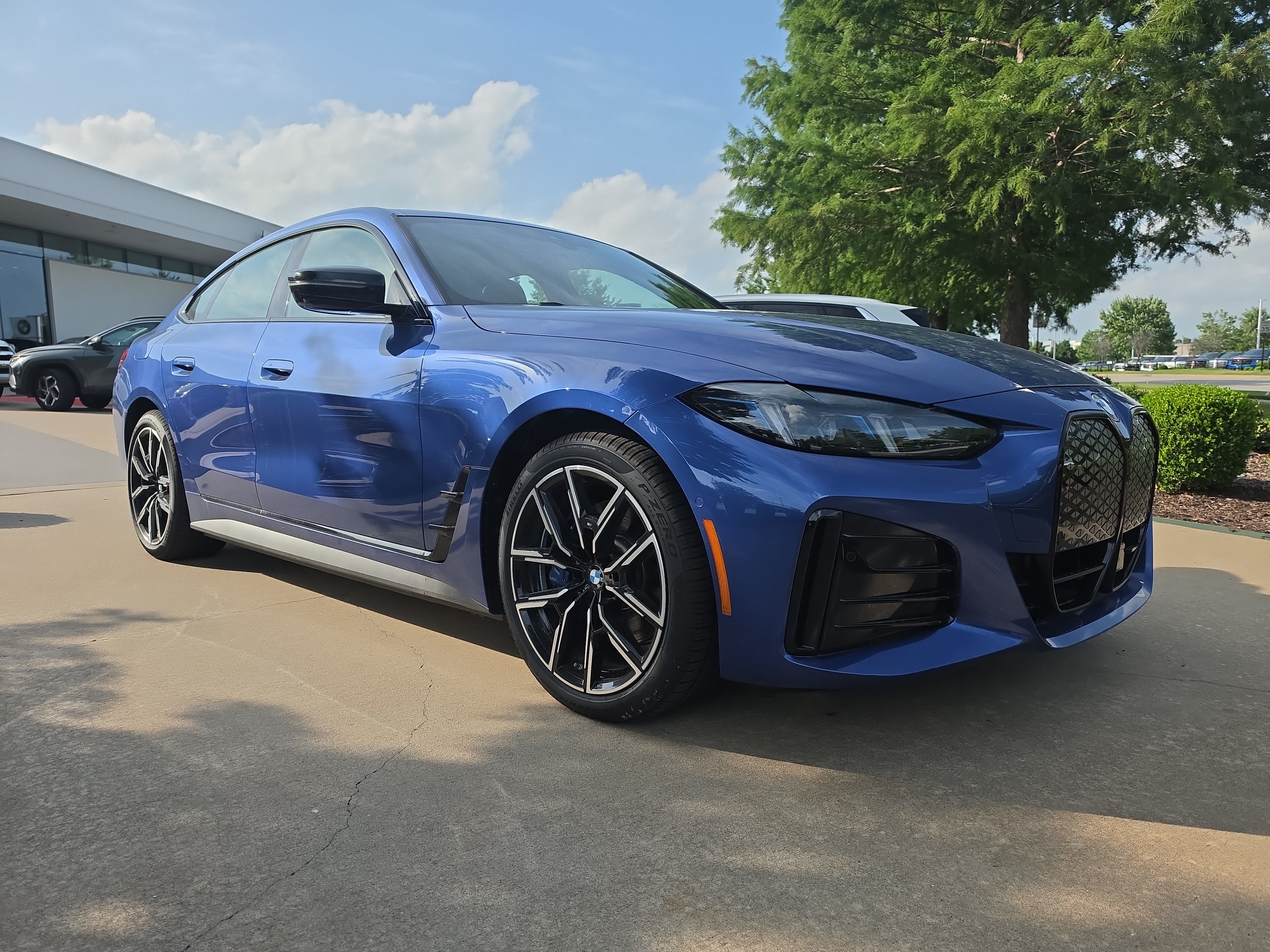 New 2026 BMW i4 xDrive40i w/ M Sport Package AWD/4WD image 7