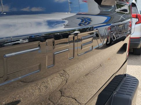 Used 2022 Chevrolet Silverado 1500 LT Trail Boss w/ Bed Protection Package AWD/4WD image 36
