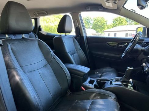 Used 2017 Nissan Rogue Sport SL AWD/4WD image 25