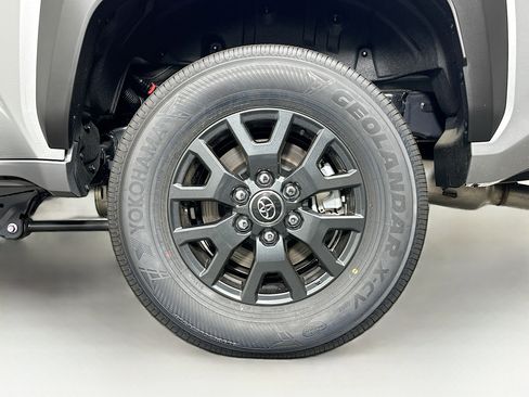 Used 2026 Toyota 4Runner SR5 AWD/4WD image 11