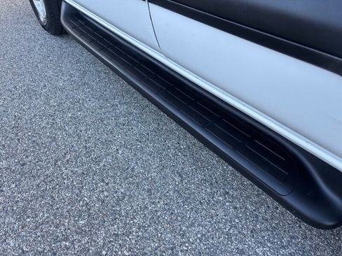 Used 2004 Chevrolet Tahoe LS image 28