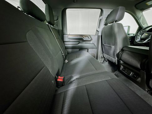 Used 2024 Chevrolet Silverado 2500 LT w/ Convenience Package image 25