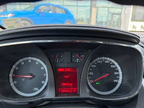 Used 2017 GMC Terrain SLE FWD image 9