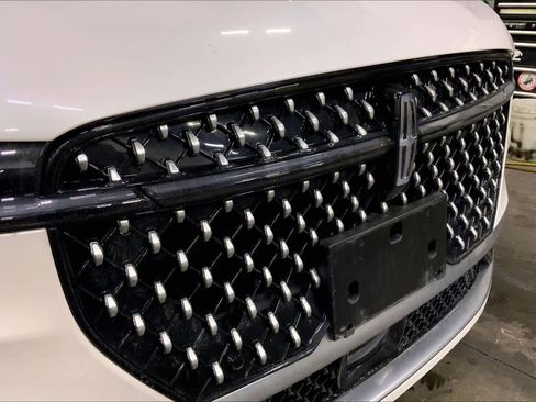 Used 2024 Lincoln Nautilus Reserve w/ Equipment Group 203A image 30