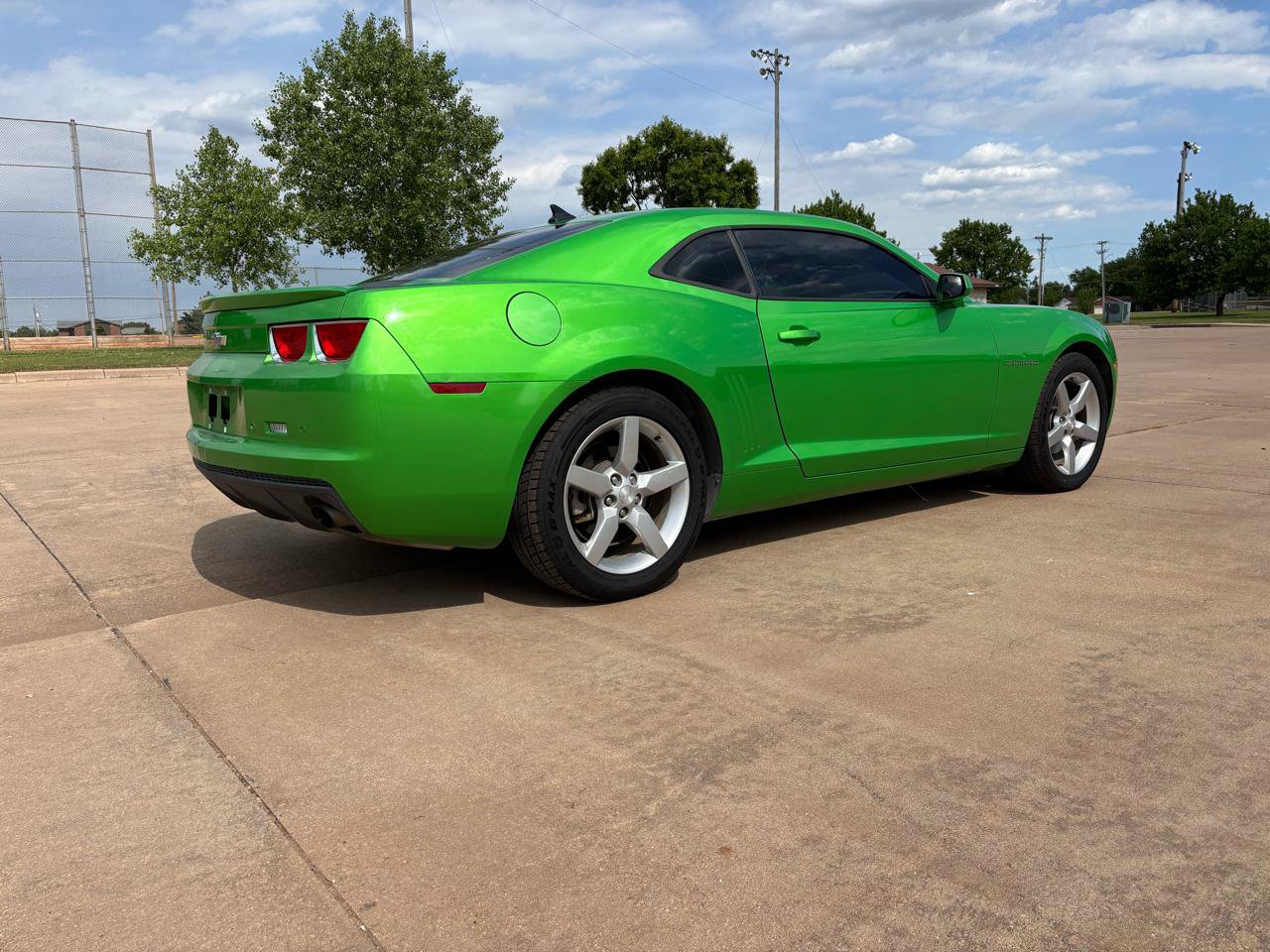 Used 2010 Chevrolet Camaro LT RWD image 25