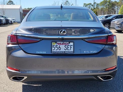 Used 2025 Lexus ES 350 w/ Premium Package image 4