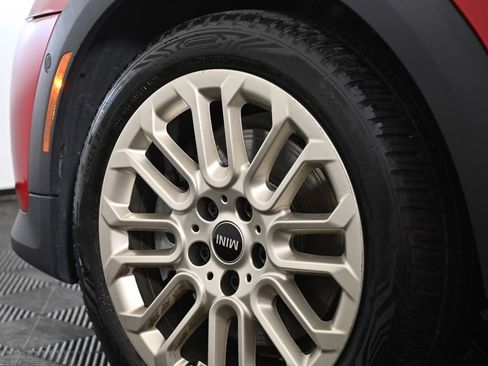 Certified 2025 MINI Cooper S image 31