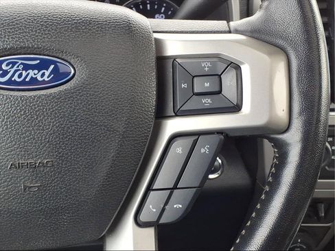 Used 2022 Ford F250 Lariat w/ Lariat Ultimate Package image 28