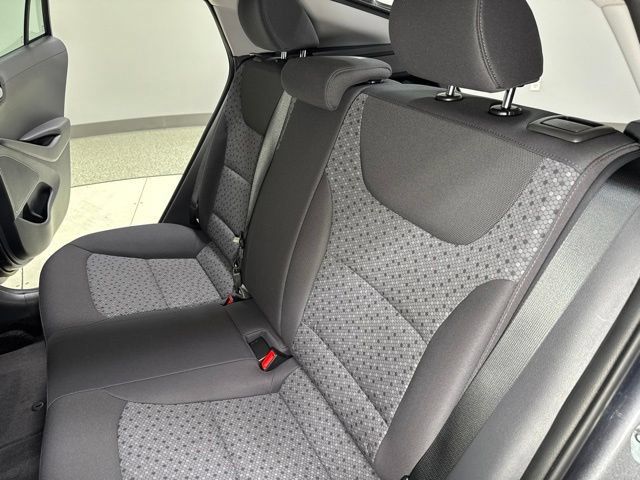 Used 2018 Hyundai Ioniq Blue FWD image 23