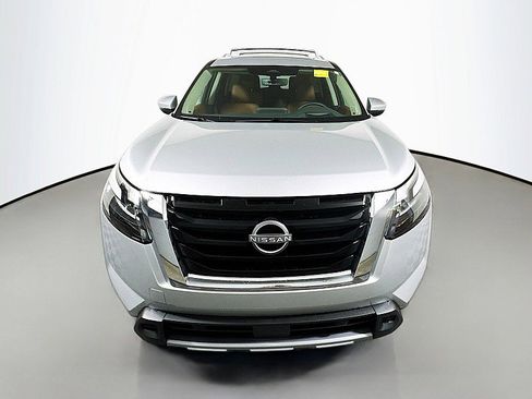 New 2025 Nissan Pathfinder Platinum w/ Cargo Package image 2