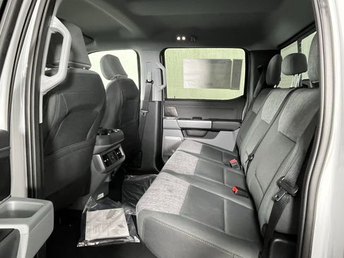 New 2026 Ford F250 XLT w/ XLT Premium Package AWD/4WD image 14