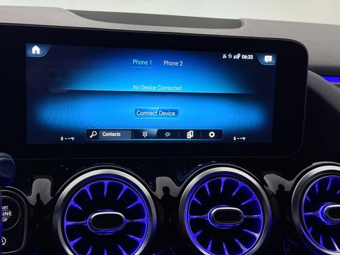 Used 2021 Mercedes-Benz GLA 35 AMG AMG GLA35 image 36